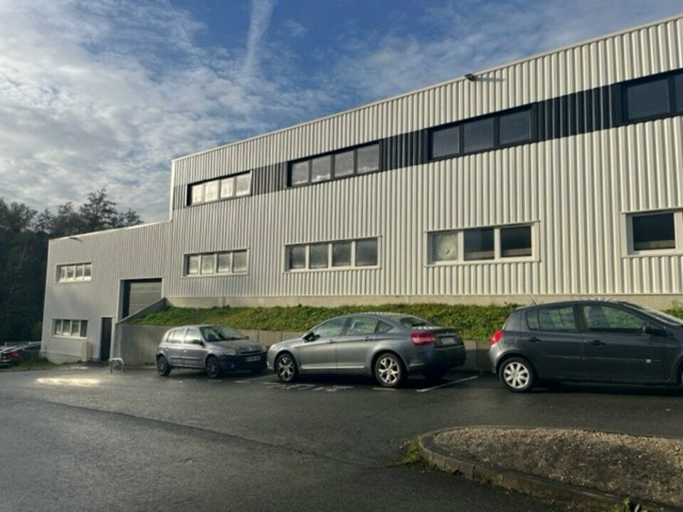 Commercial property in Montussan, Gironde - photo 2