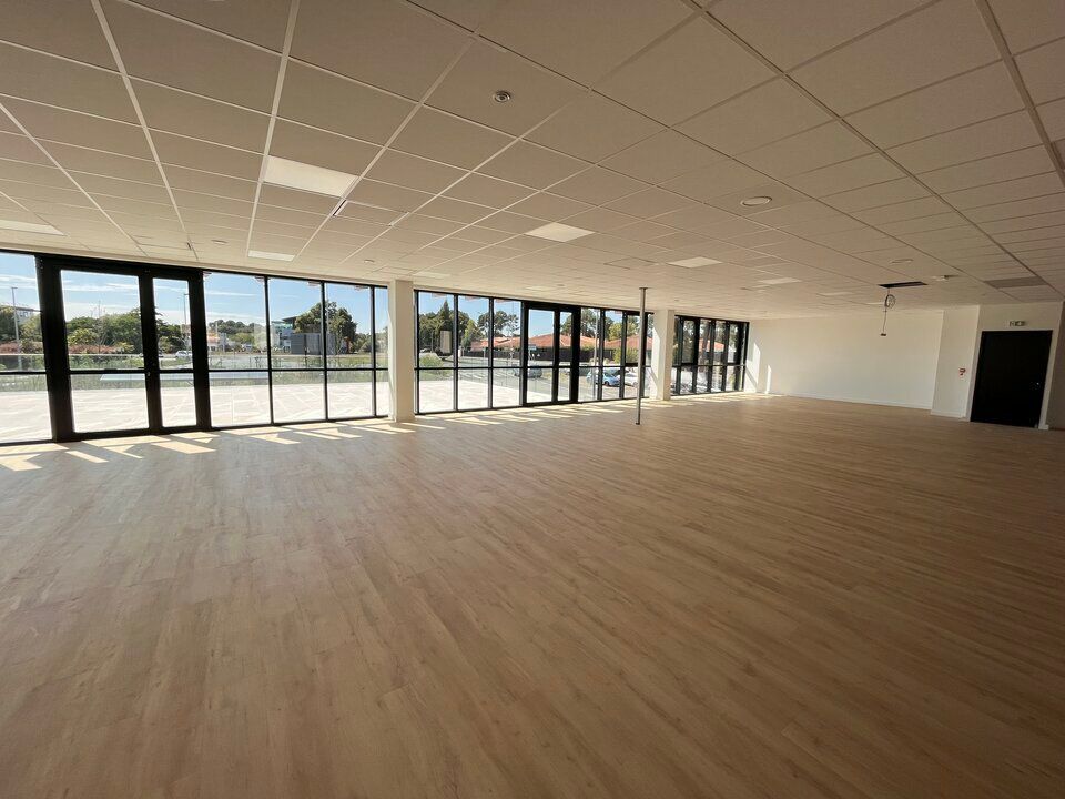 L'establiment comercial a Merignac, Gironde - foto 2