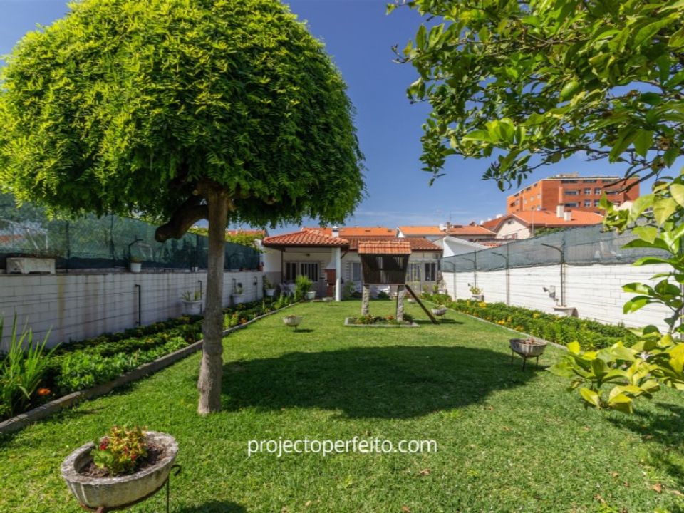 Villa i Silvalde, Aveiro - bilde 1