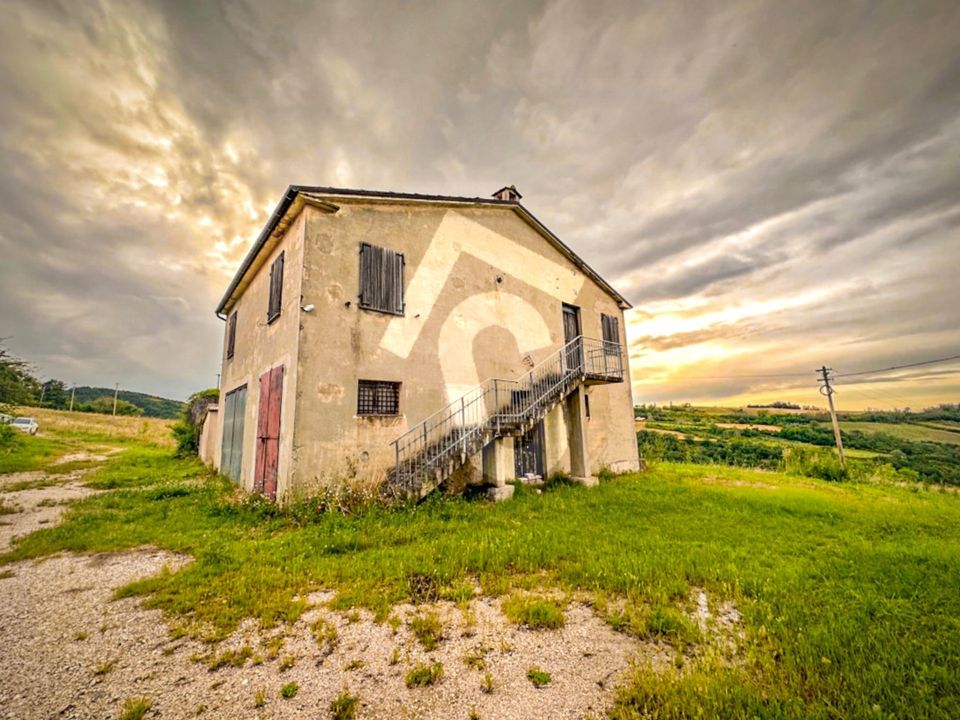 Villa i Serra San Quirico, Ancona - bilde 1