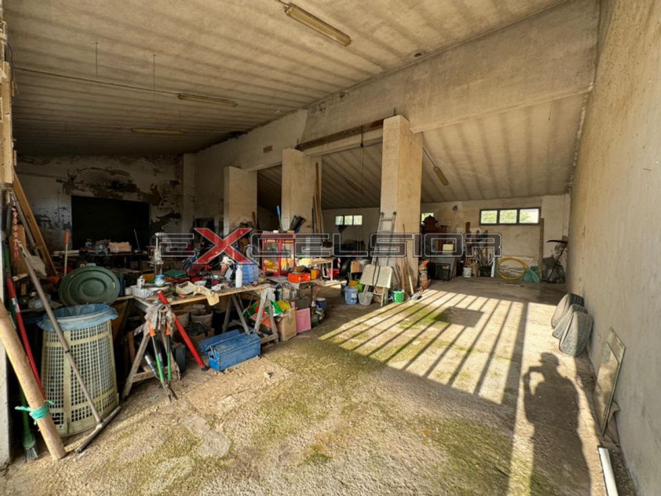 Erhvervsejendom i Porto Viro, Rovigo - foto 3