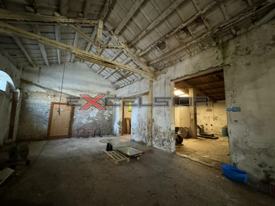 Erhvervsejendom i Porto Viro, Rovigo - foto 4