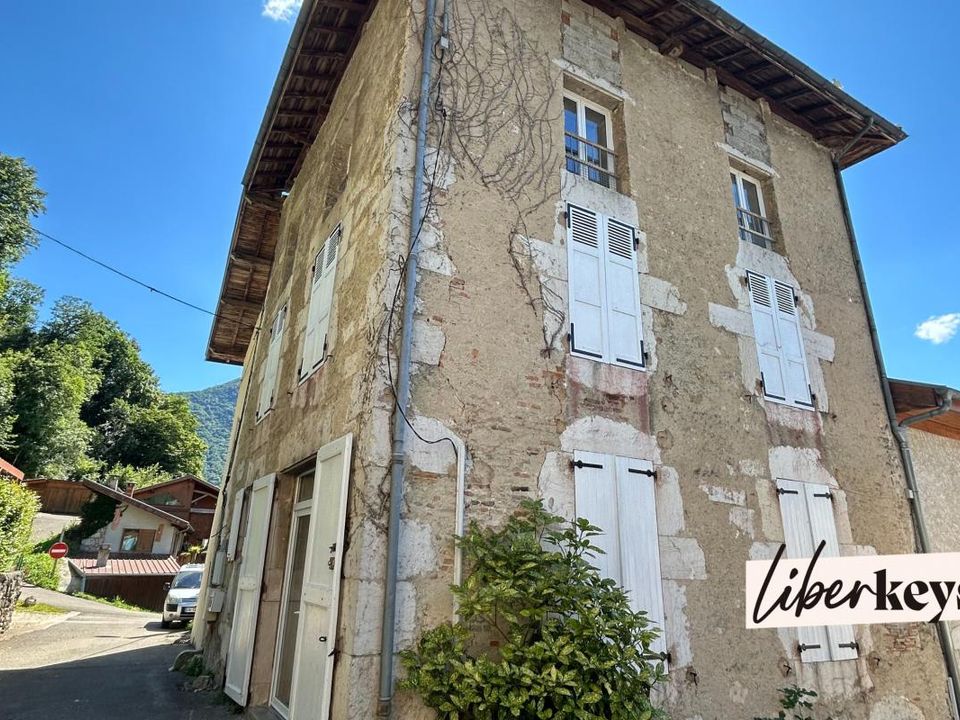 Landsbyhus i Saint-Gervais, Isere - foto 1