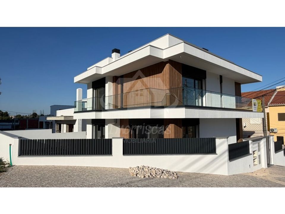 Villa i Santa Iria de Azoia, Lisbon - foto 2