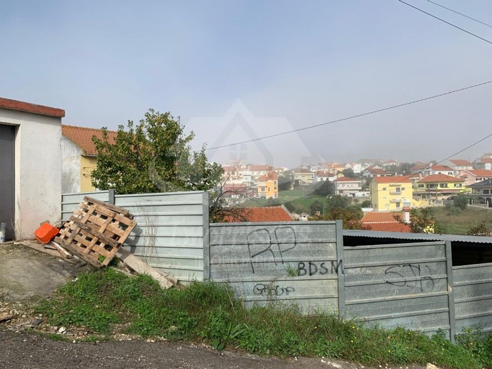 Helårsgrund i Santa Iria de Azoia, Lisbon - foto 1