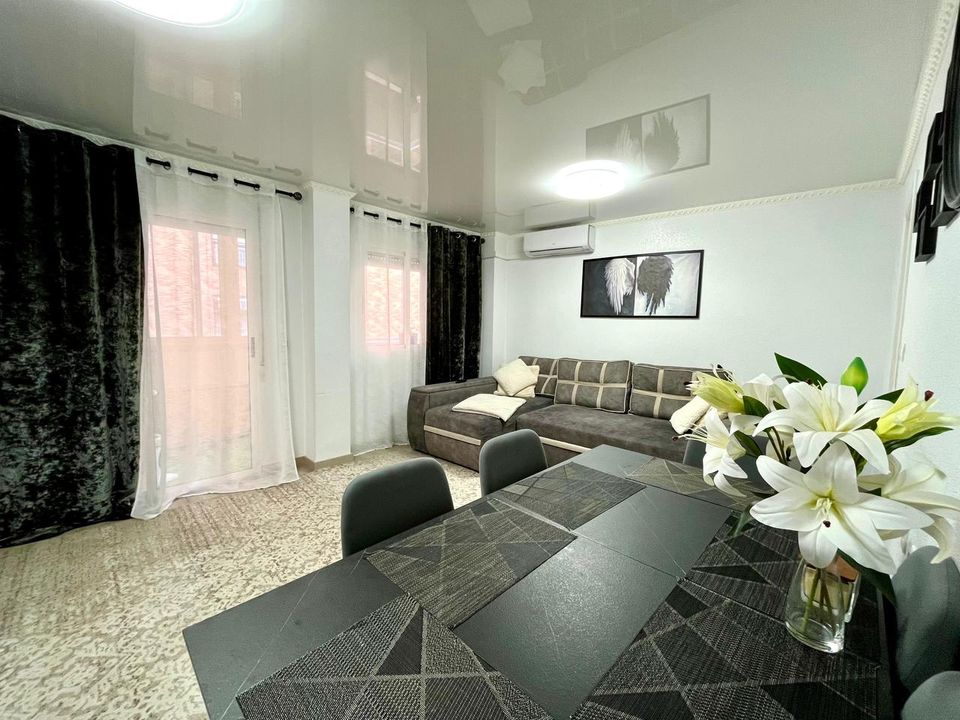 Lejlighed i Torrevieja, Alicante - foto 1