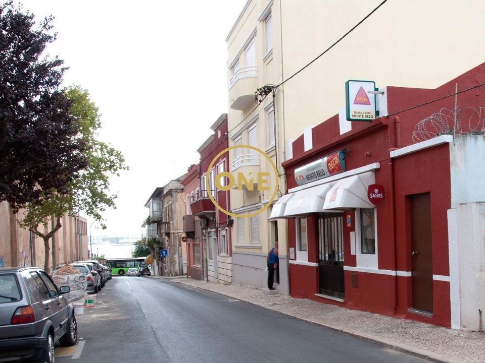 Erhvervsejendom i Barreiro, Setubal - foto 3