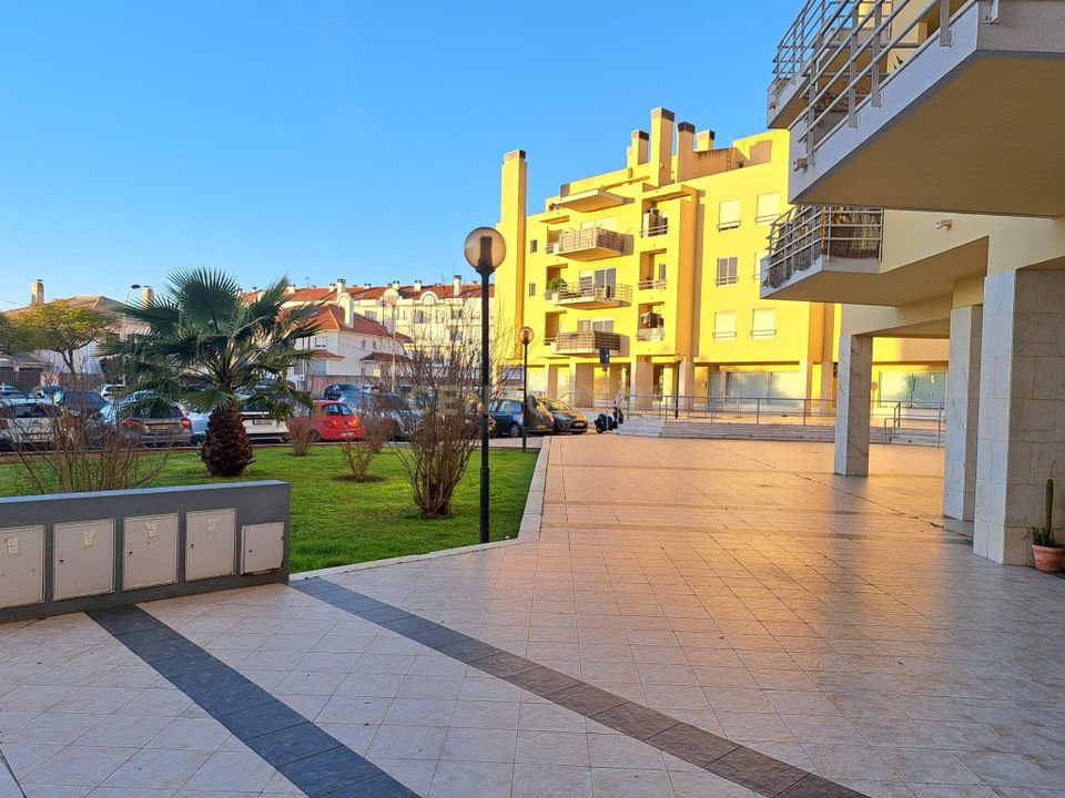 Erhvervsejendom i Oeiras, Lisbon - foto 1