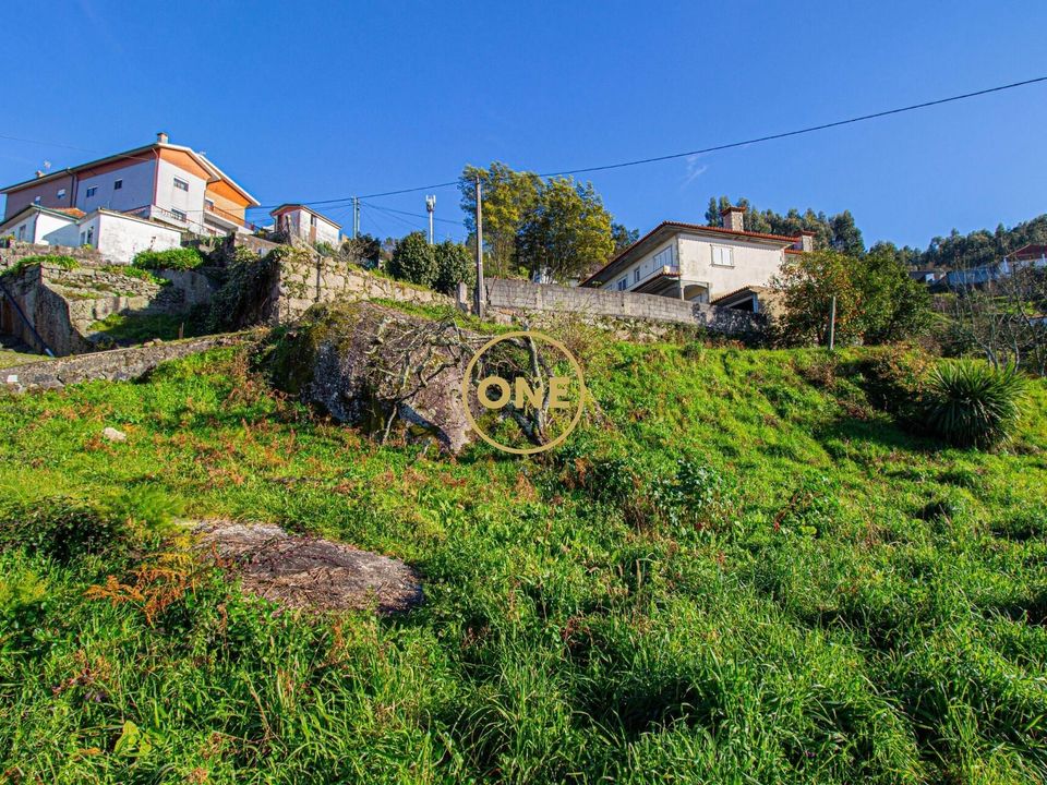 Helårsgrund i Santo Tirso, Porto - foto 2