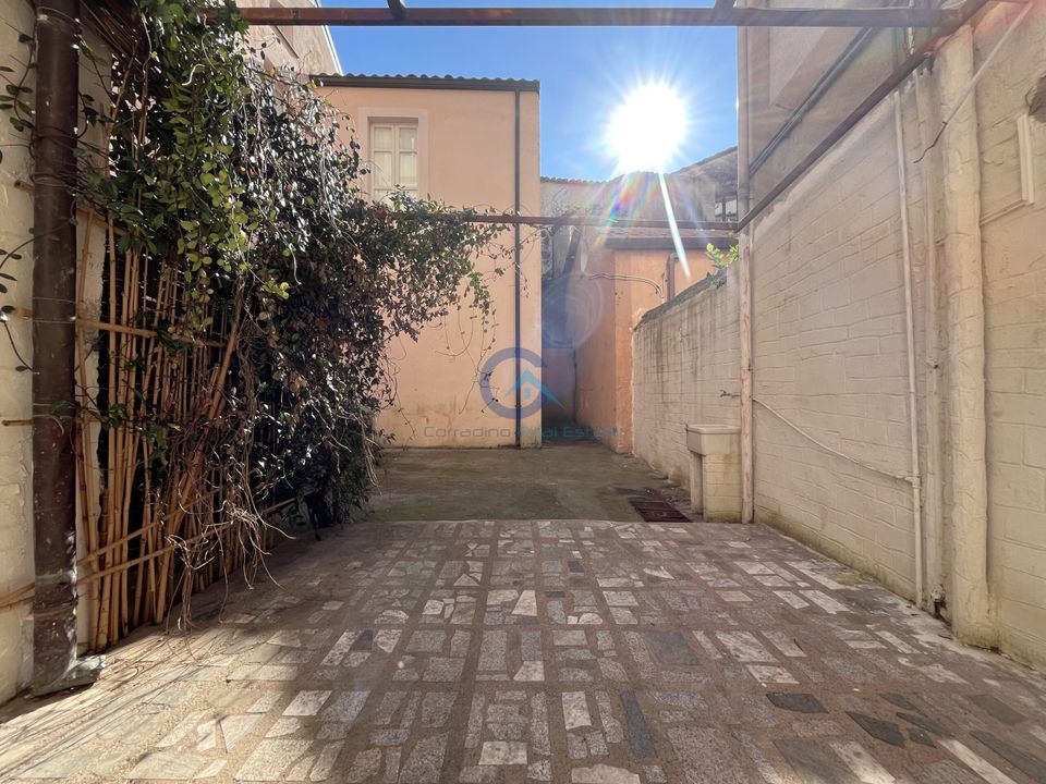 Erhvervsejendom i Catanzaro, Catanzaro - foto 4