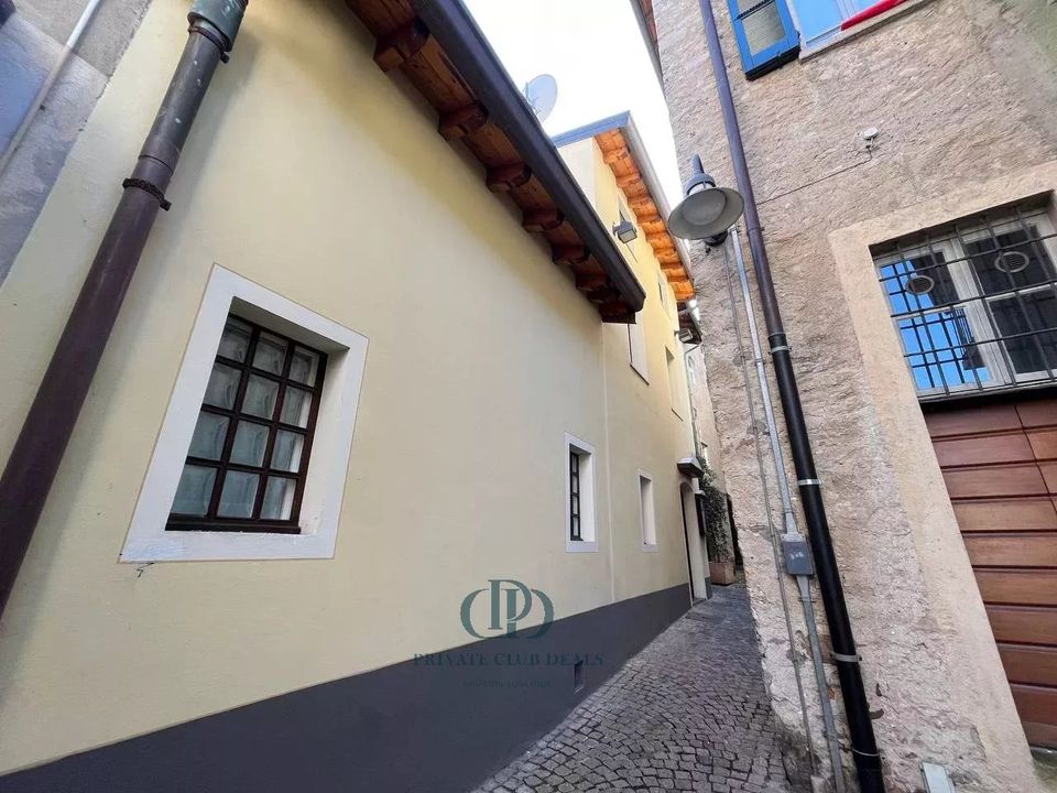 Erhvervsejendom i Campione, Como - foto 1