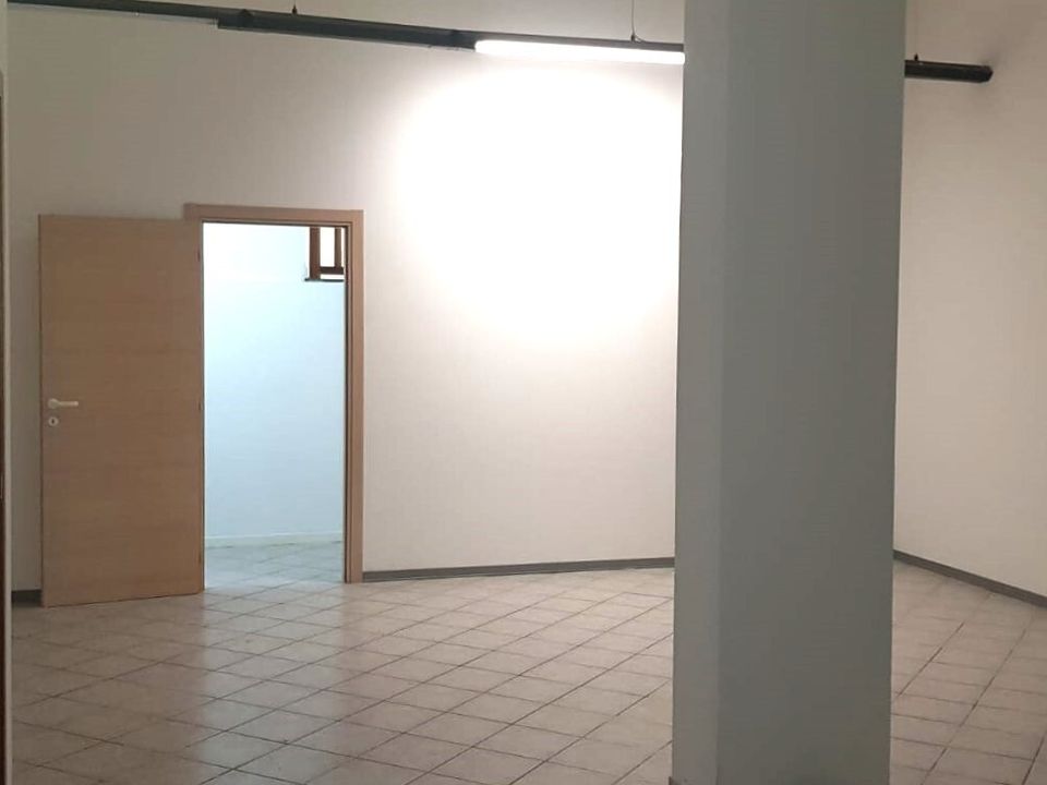 Erhvervsejendom i Castorano, Ascoli Piceno - foto 4