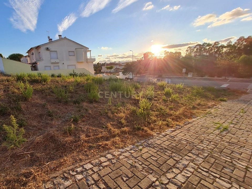 Helårsgrund i Entroncamento, Santarem - foto 2