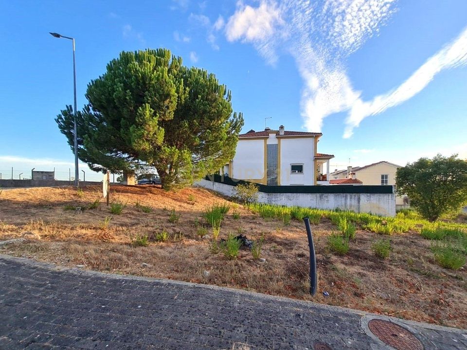 Helårsgrund i Entroncamento, Santarem - foto 1