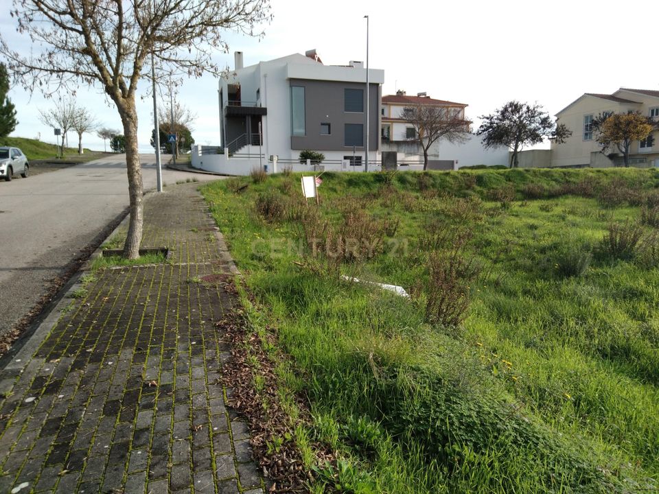 Helårsgrund i Entroncamento, Santarem - foto 4