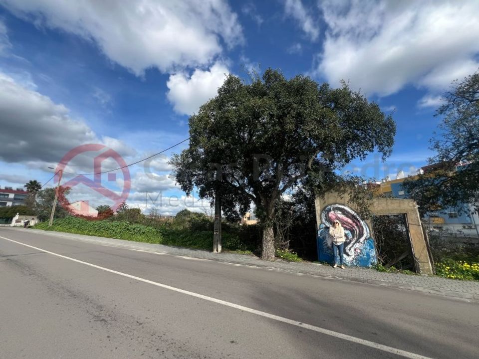 Helårsgrund i Seixal, Setubal - foto 2