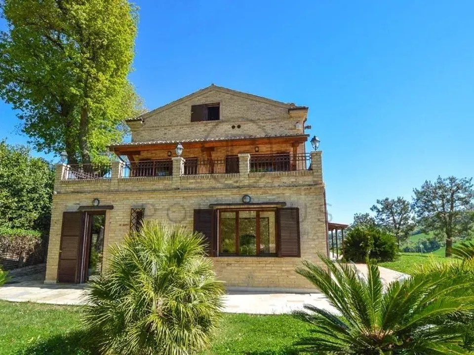 Villa i Lapedona, Fermo - foto 1
