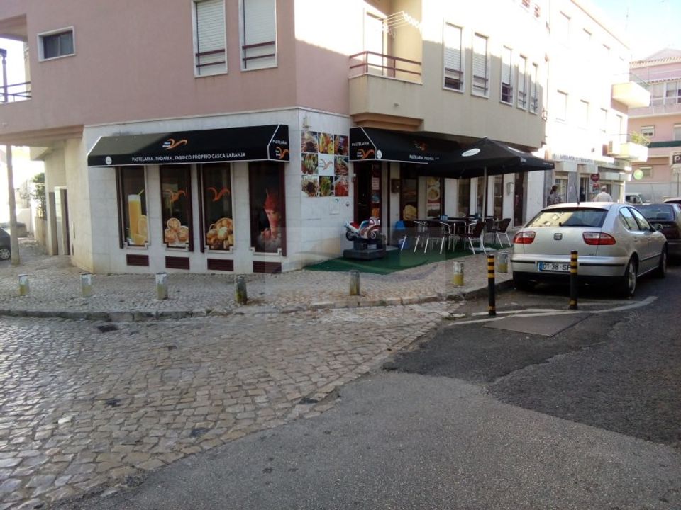 Erhvervsejendom i Amadora, Lisbon - foto 3