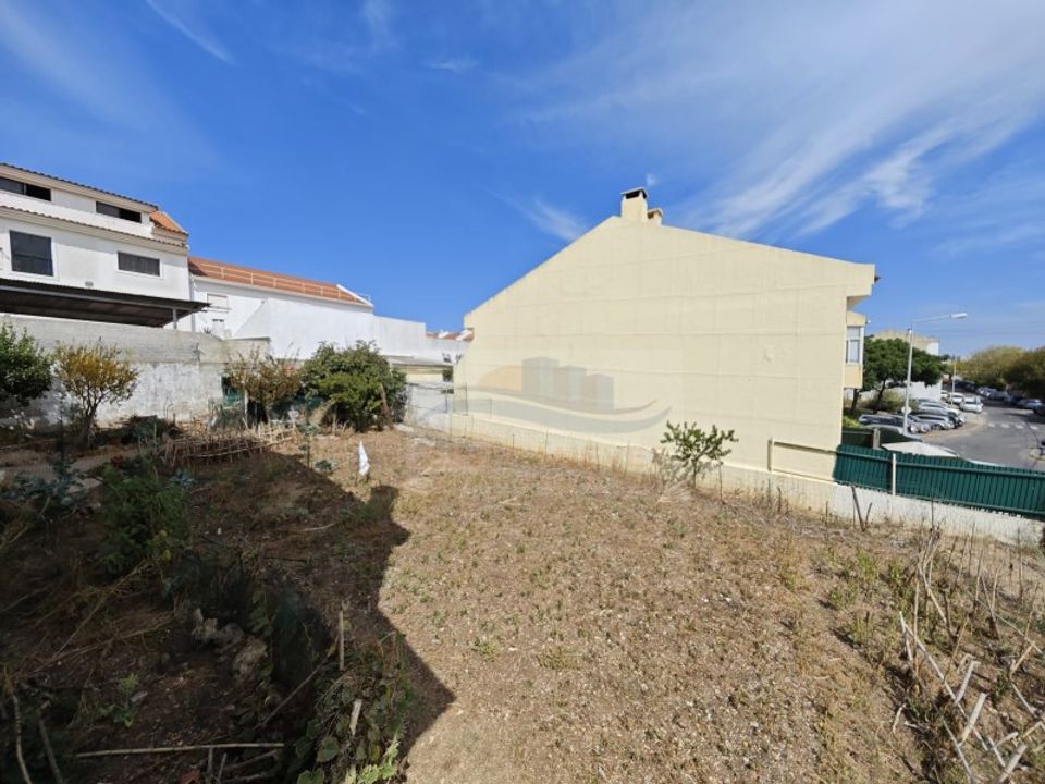 Helårsgrund i Amadora, Lisbon - foto 2