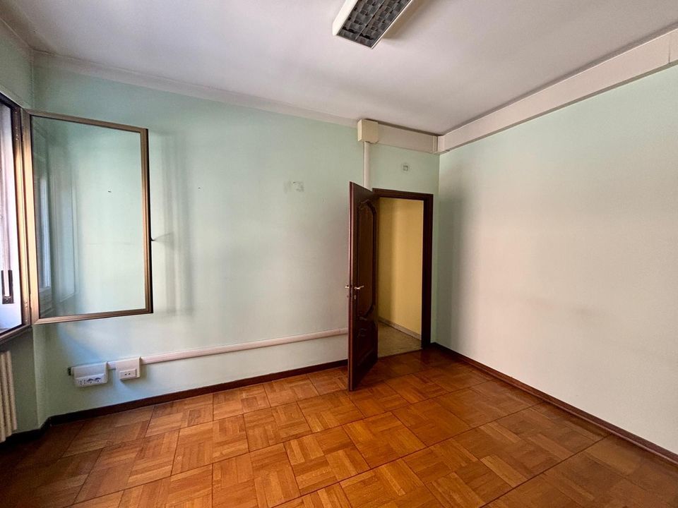Erhvervsejendom i Torino, Turin - foto 3