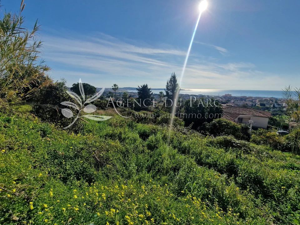 Helårsgrund i Golfe-Juan, Alpes-Maritimes - foto 4