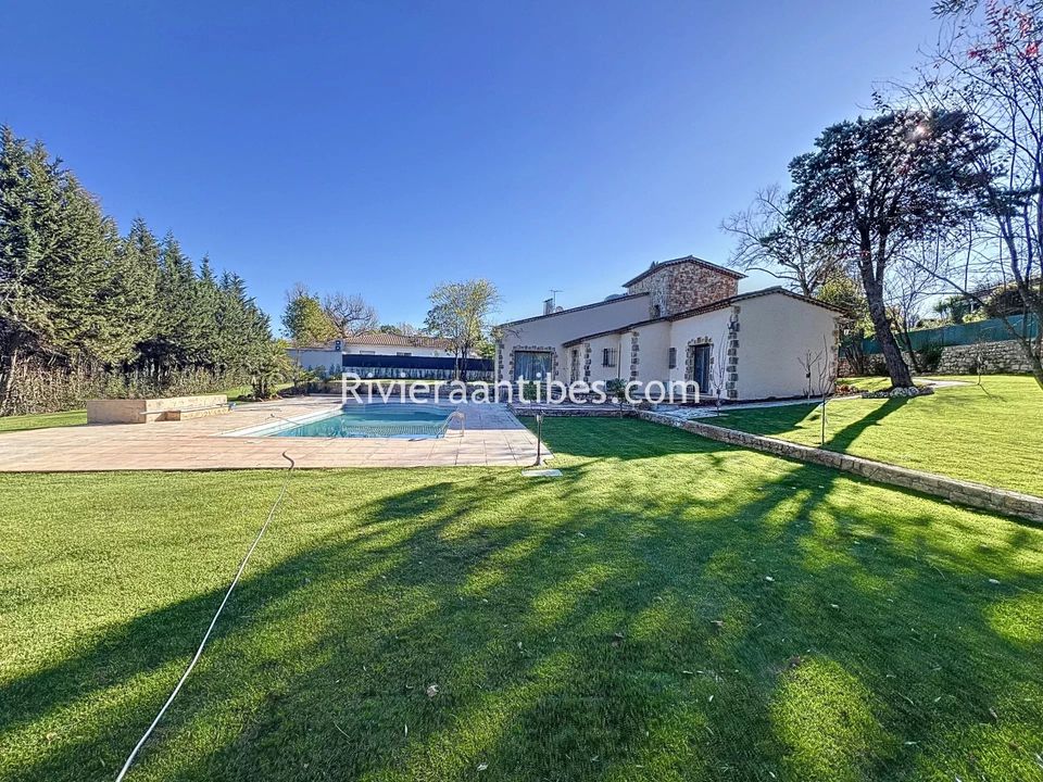 Villa i Valbonne, Alpes-Maritimes - foto 1
