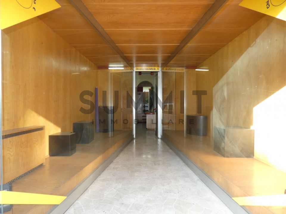 Erhvervsejendom i Schio, Vicenza - foto 3