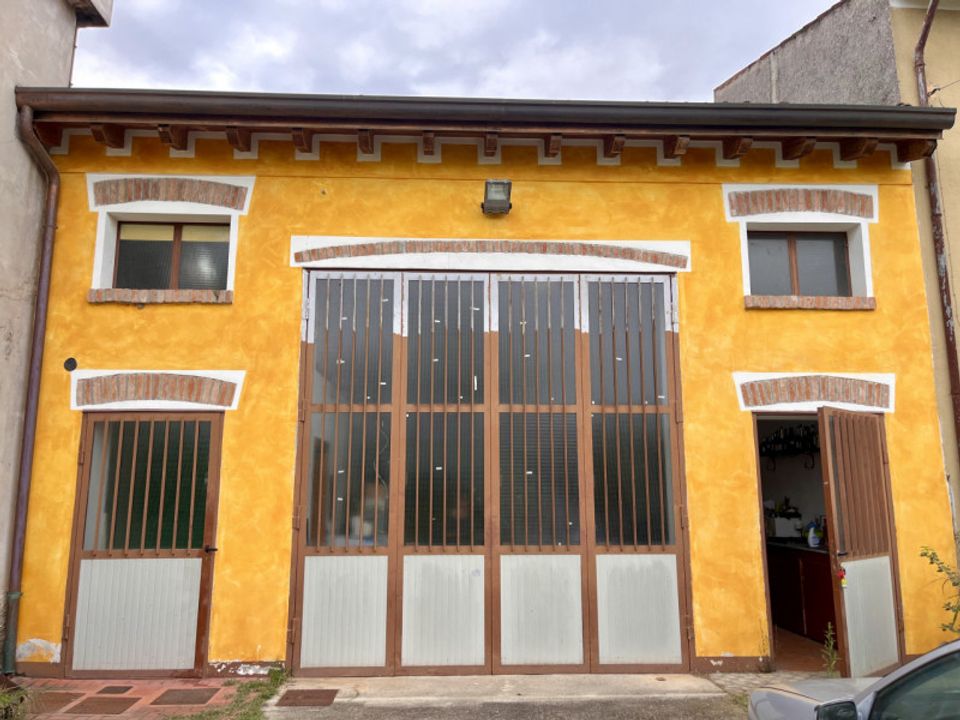 Erhvervsejendom i Montichiari, Brescia - foto 2