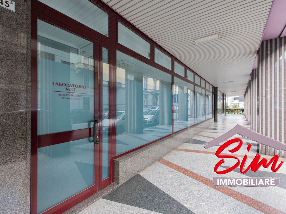 Propriedade comercial em Novara, Novara - foto 1