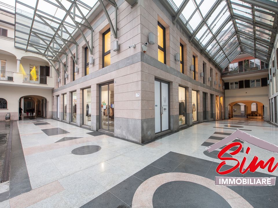 Propriedade comercial em Novara, Novara - foto 1