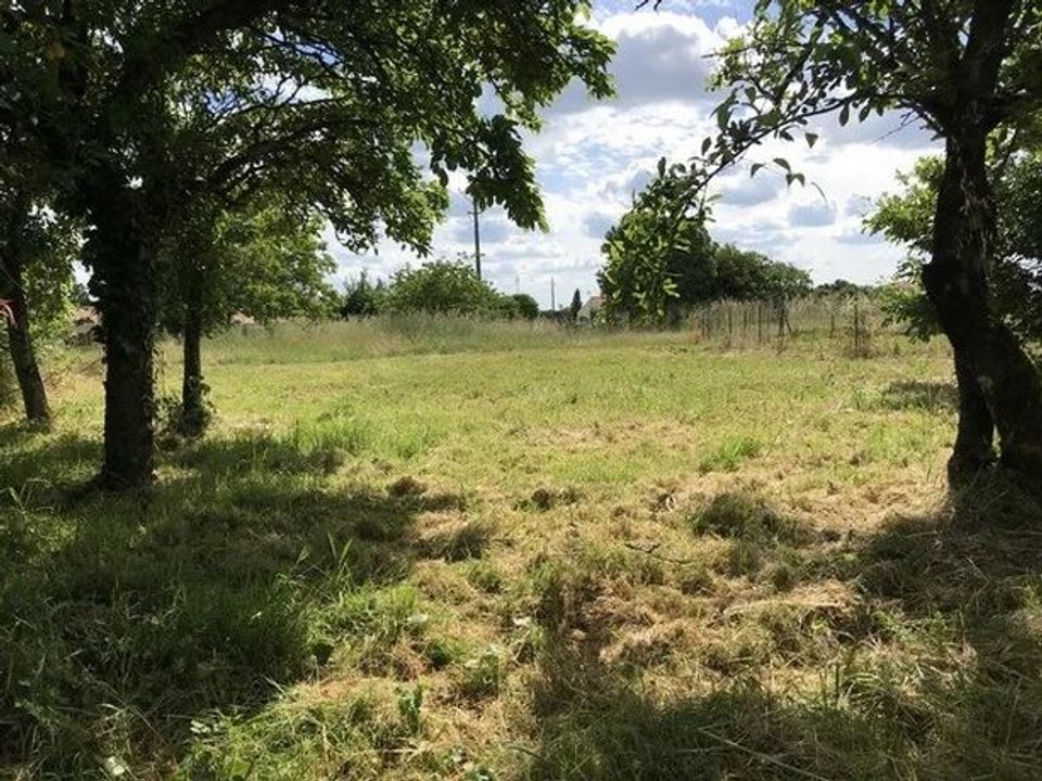 Helårsgrund i Soussans, Gironde - foto 2