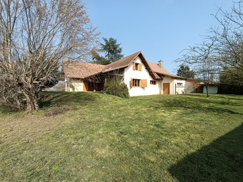 Villa en Saint-Cyr-sur-Menthon, Ain - foto 1