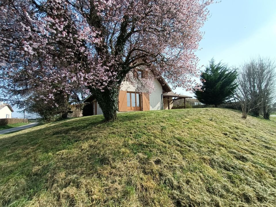 Villa en Saint-Cyr-sur-Menthon, Ain - foto 2