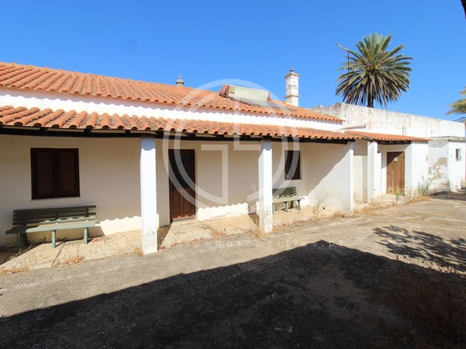 Villa i Alcantarilha, Faro - foto 1