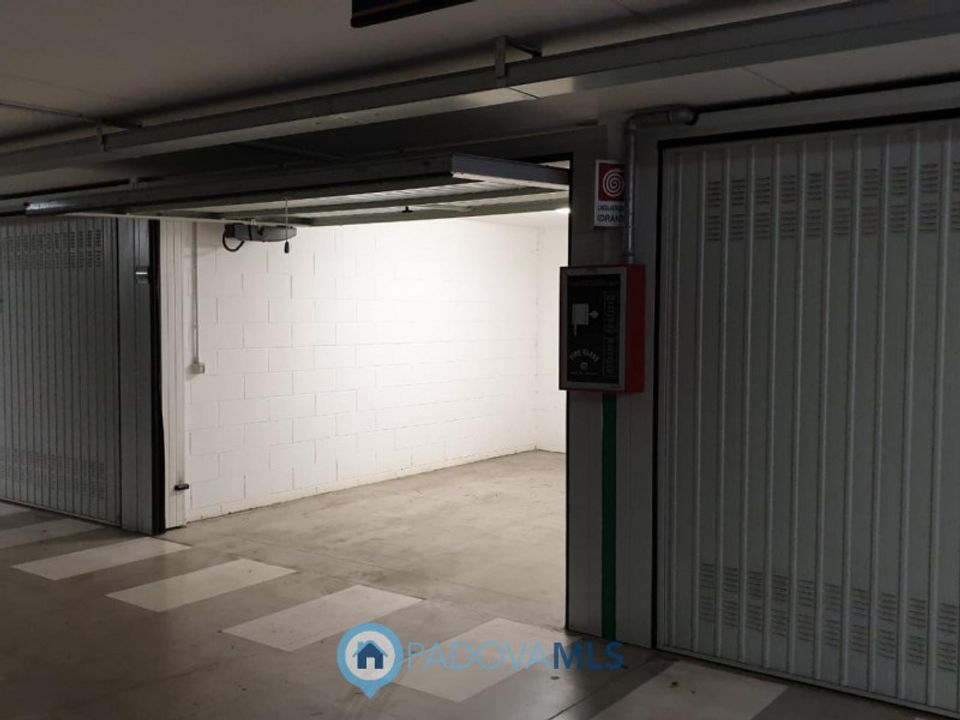 Garagem em Padua, Padua - foto 4