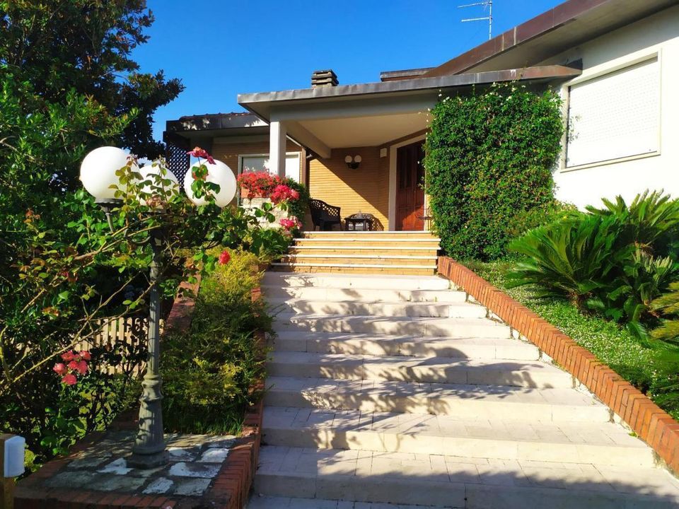Villa i Carrara, Massa and Carrara - foto 1