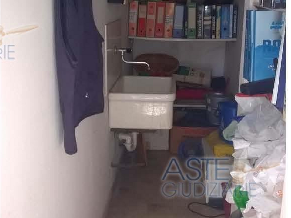 Erhvervsejendom i Rimini, Rimini - foto 2