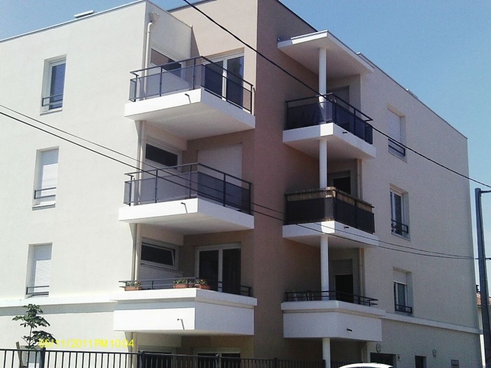 Apartment in Saint-Priest, Rhone - photo 1