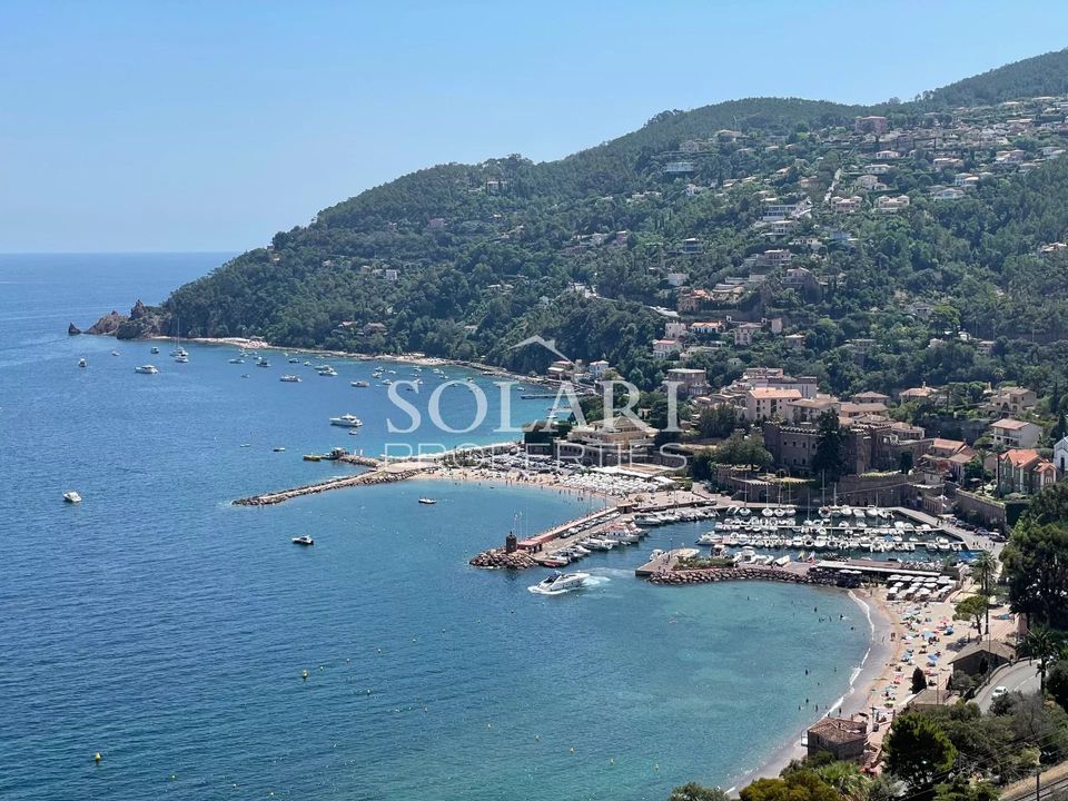 Villa i Theoule-sur-Mer, Alpes-Maritimes - foto 1