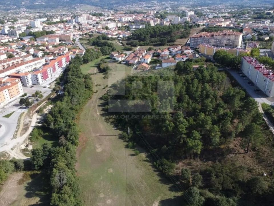 Helårsgrund i Chaves, Vila Real - foto 1