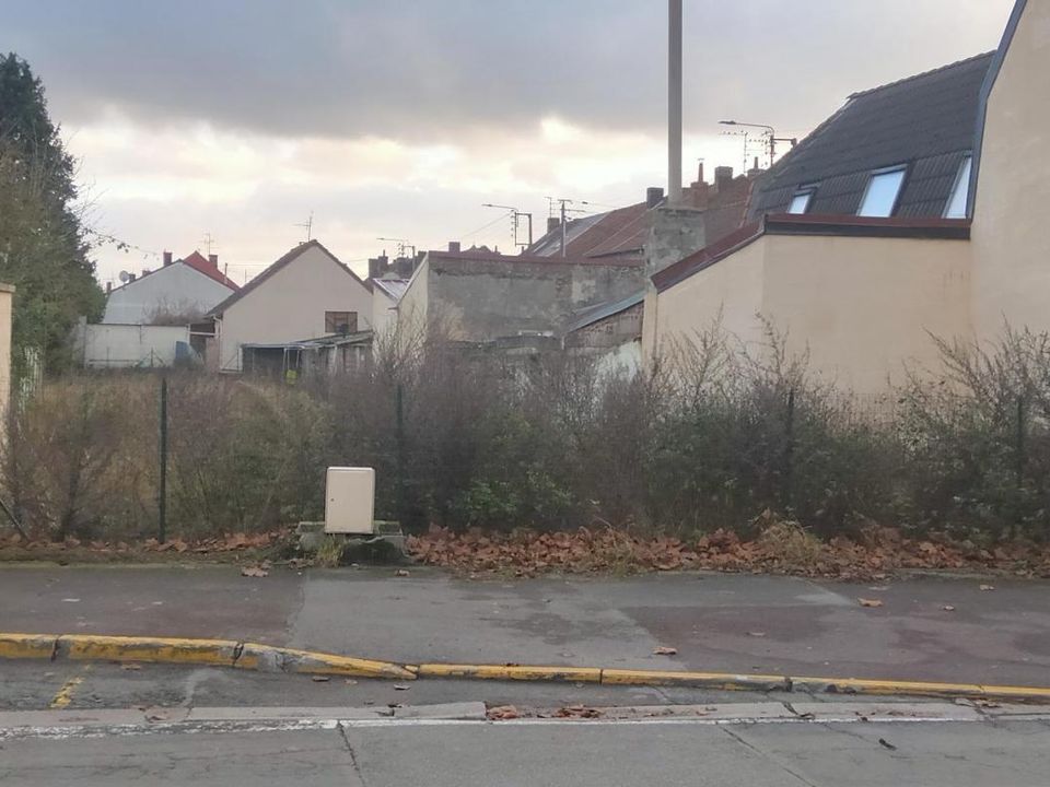 Tomt i Carvin, Pas-de-Calais - bilde 1