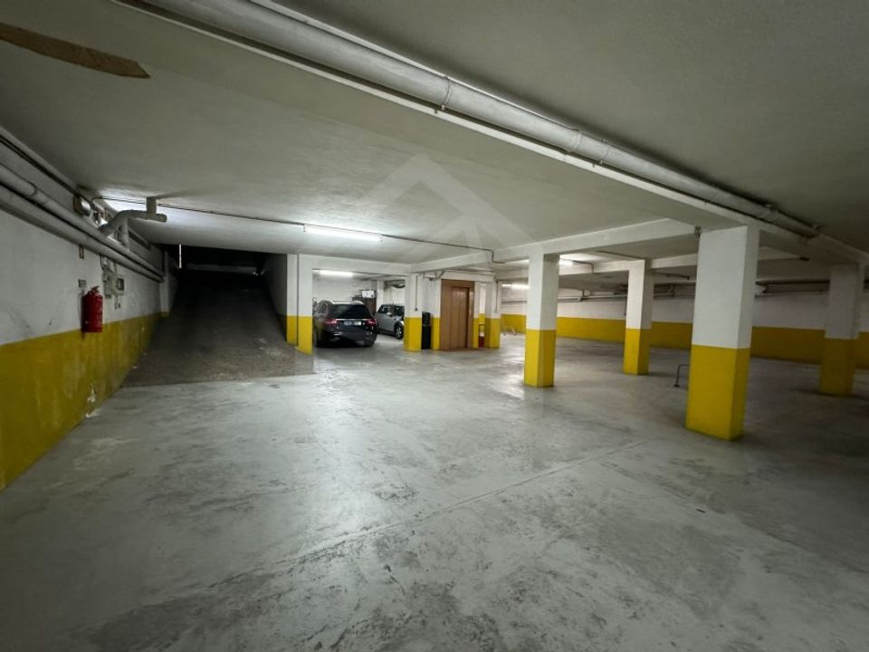 Garage i Sao Joao da Madeira, Aveiro - foto 4