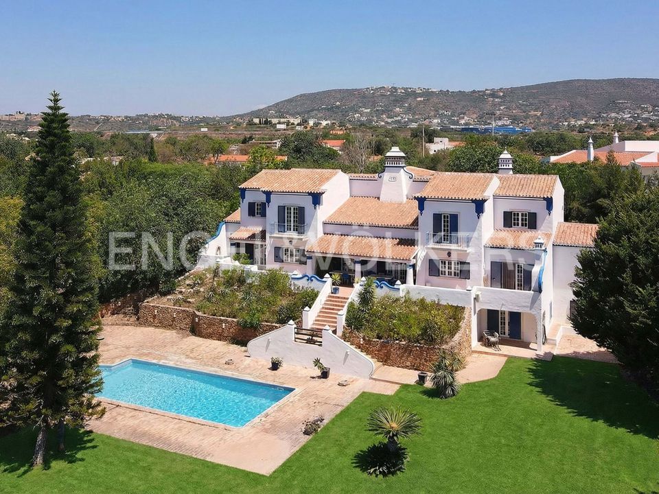 Villa i Almancil, Faro - foto 1