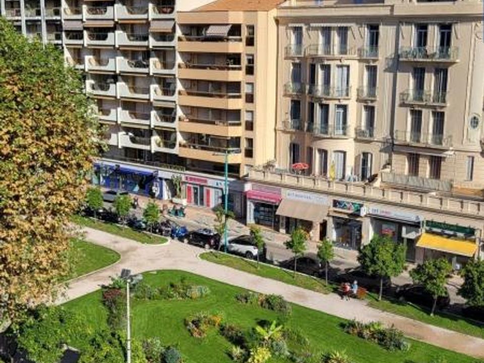 Lejlighed i Menton, Alpes-Maritimes - foto 2