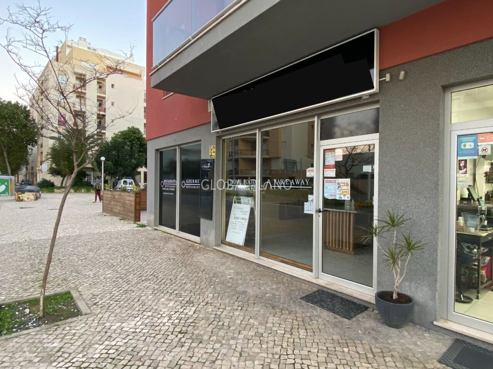 Erhvervsejendom i Armacao de Pera, Faro - foto 1