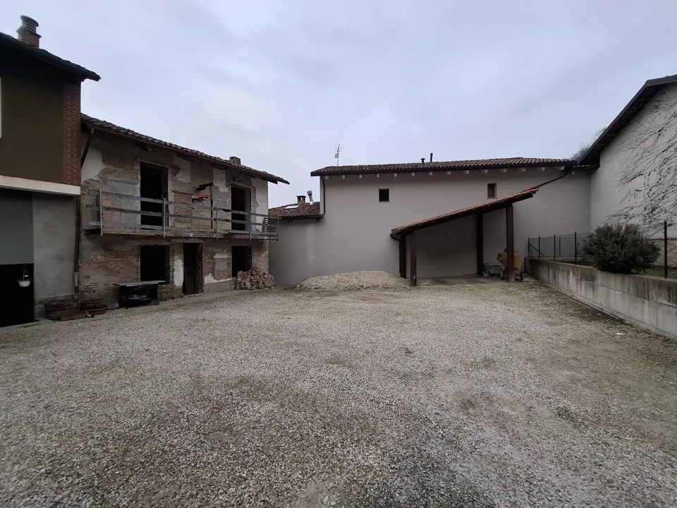 Landejendom i Castellinaldo, Cuneo - foto 3