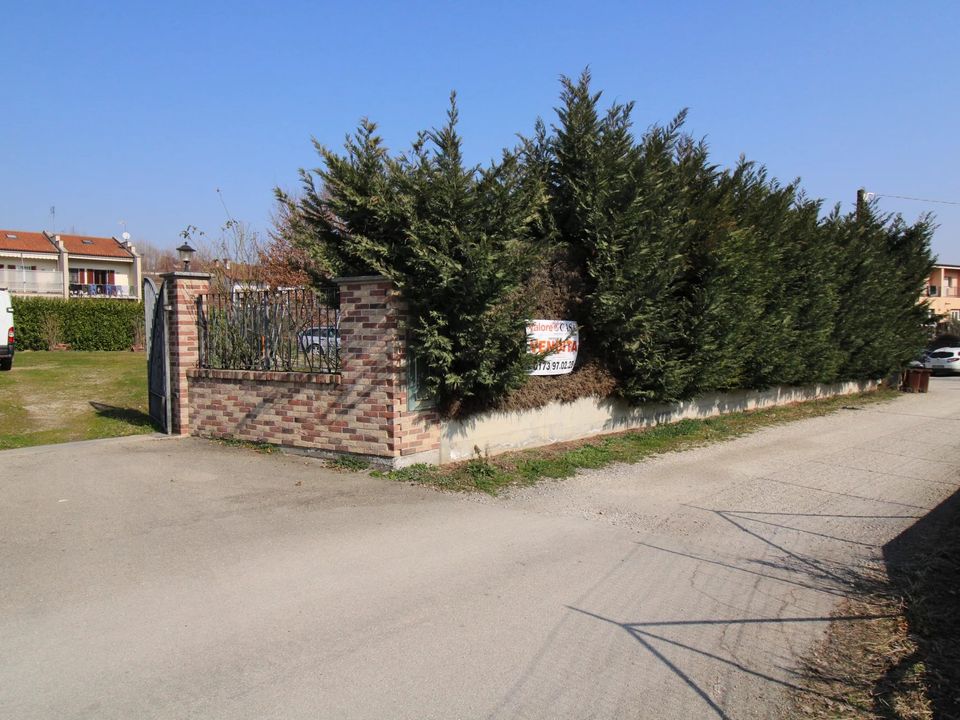 Terreno en Canale, Cuneo - foto 1