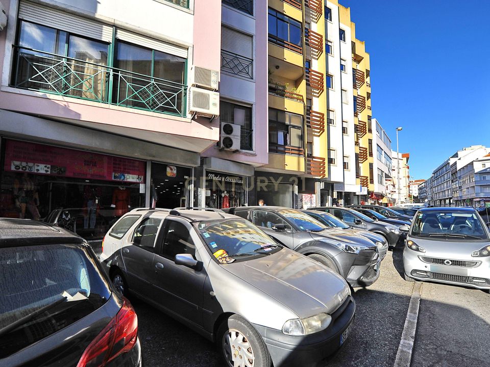 Erhvervsejendom i Belas, Lisbon - foto 2