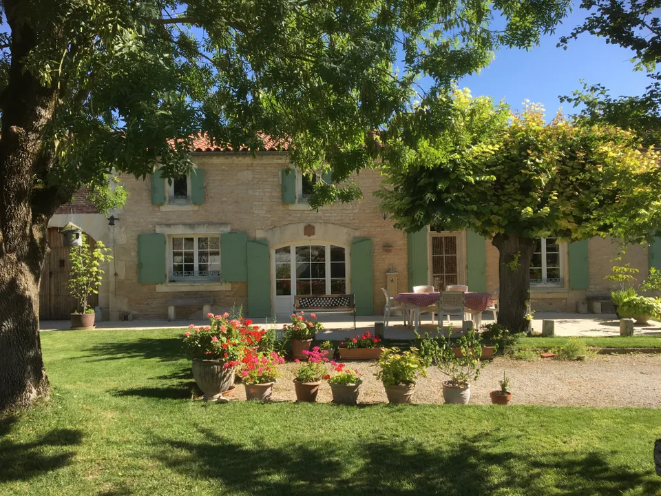 Landsbyhus i Aumagne, Charente-Maritime - foto 1