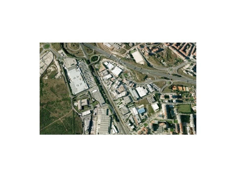 Commercial property in Amadora, Lisbon - photo 4